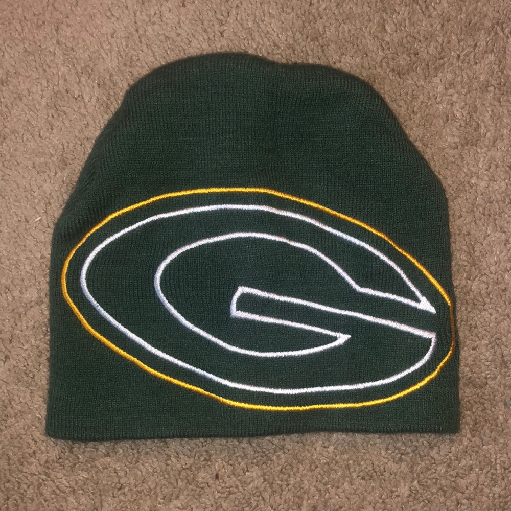 Greenbay Packers beanie.